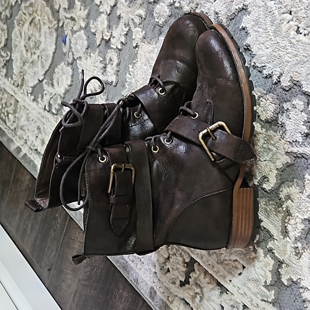 Crown vintage boot